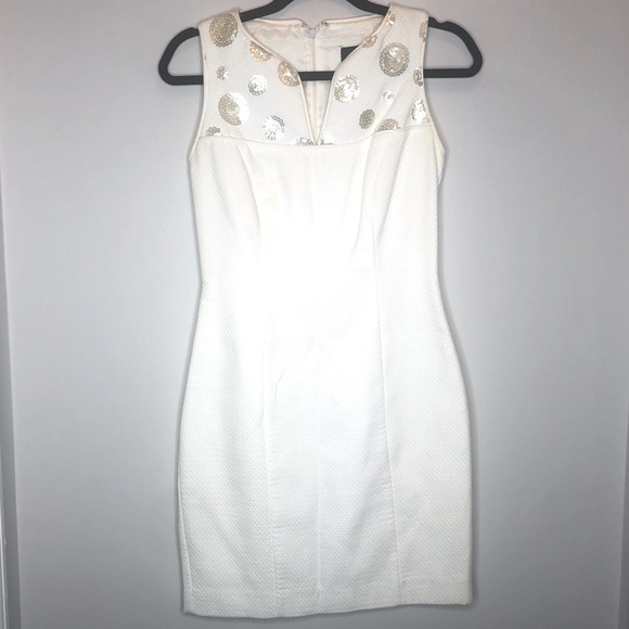Jackie Kennedy Vibes!! JS Collections White Quilted Sequin Dress Sz 4 - Picture 1 of 4
